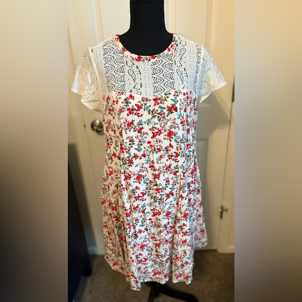 Torrid Red and White Floral Lace Dress